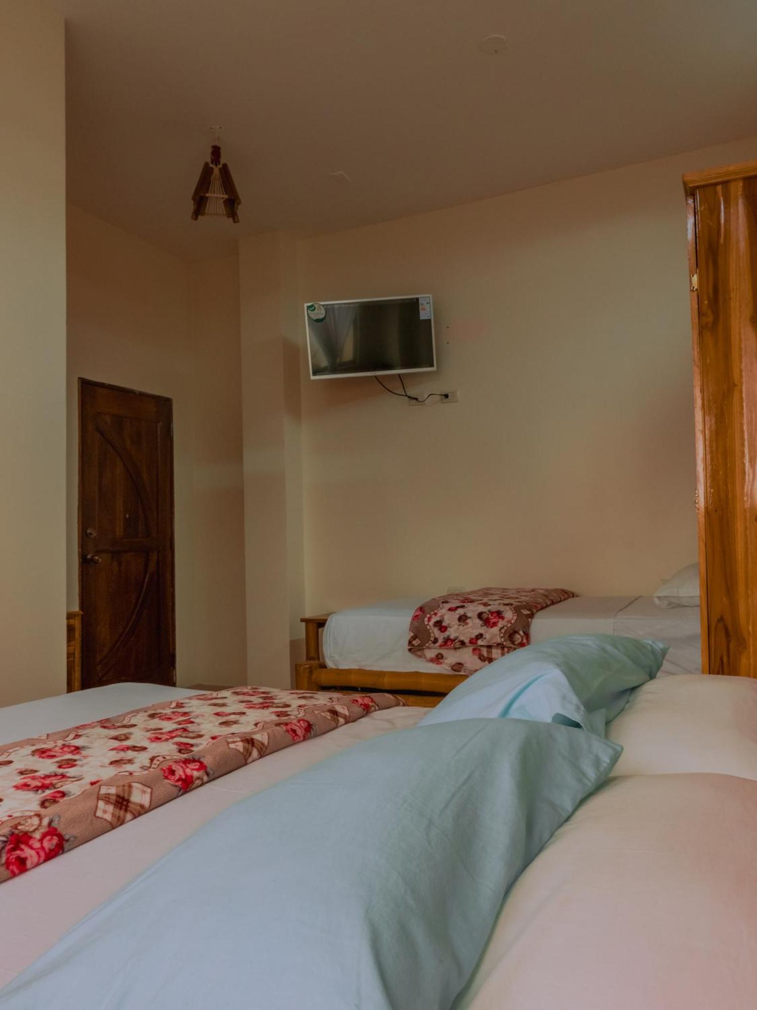 Hostal Poseidon Puerto Cayo Buitenkant foto