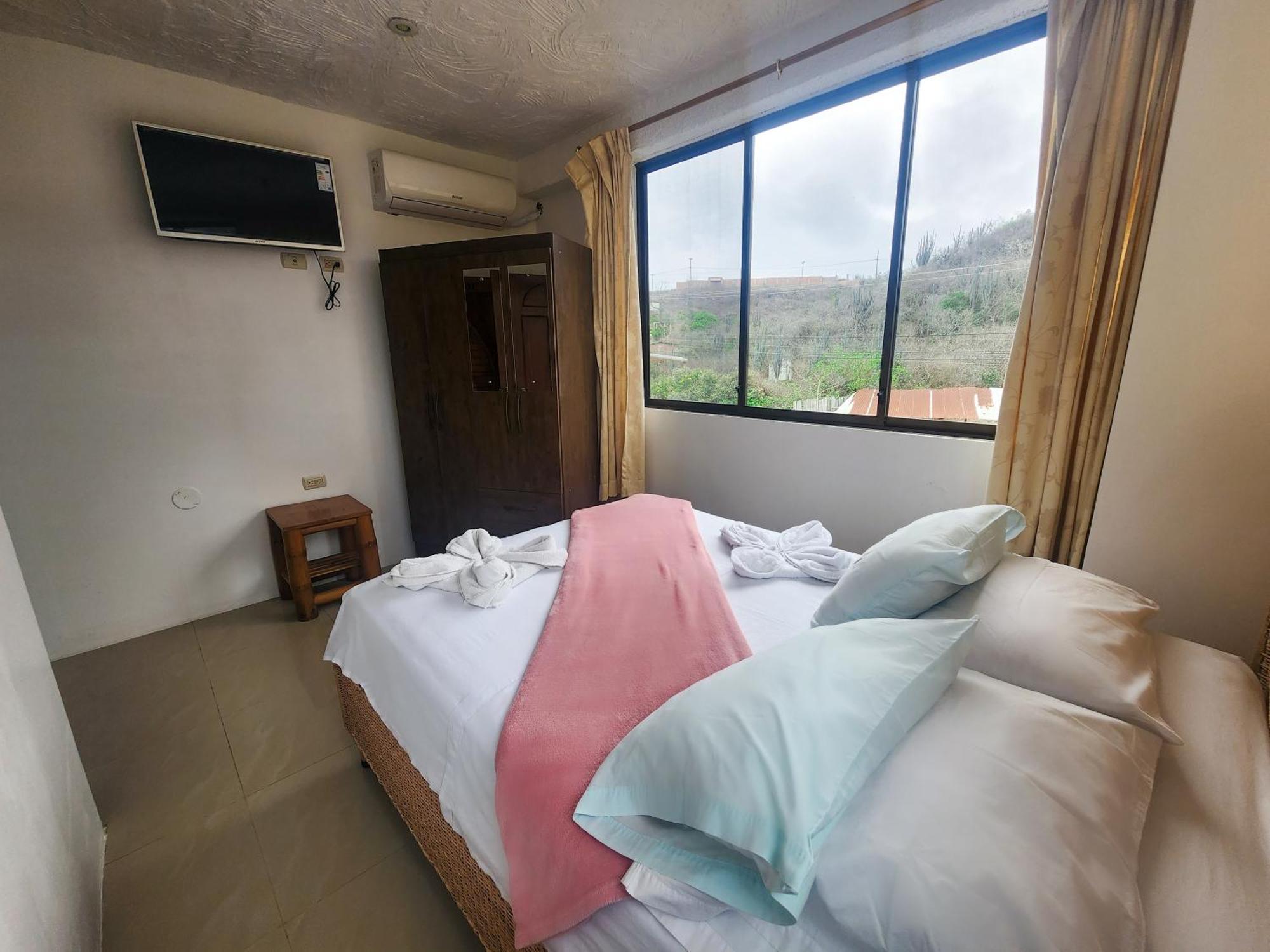 Hostal Poseidon Puerto Cayo Buitenkant foto